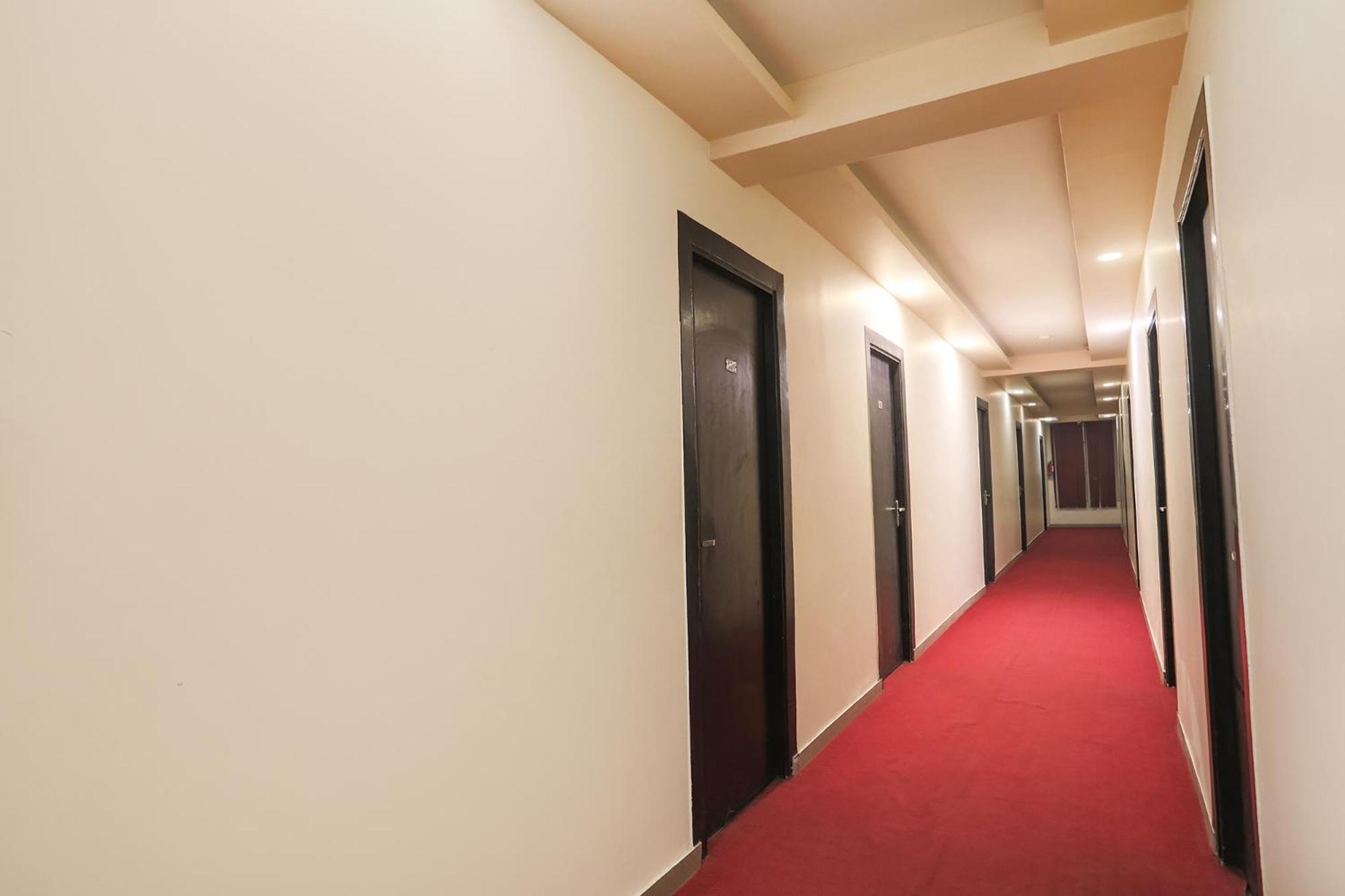 Fabhotel The Diamond Ghaziabad Buitenkant foto