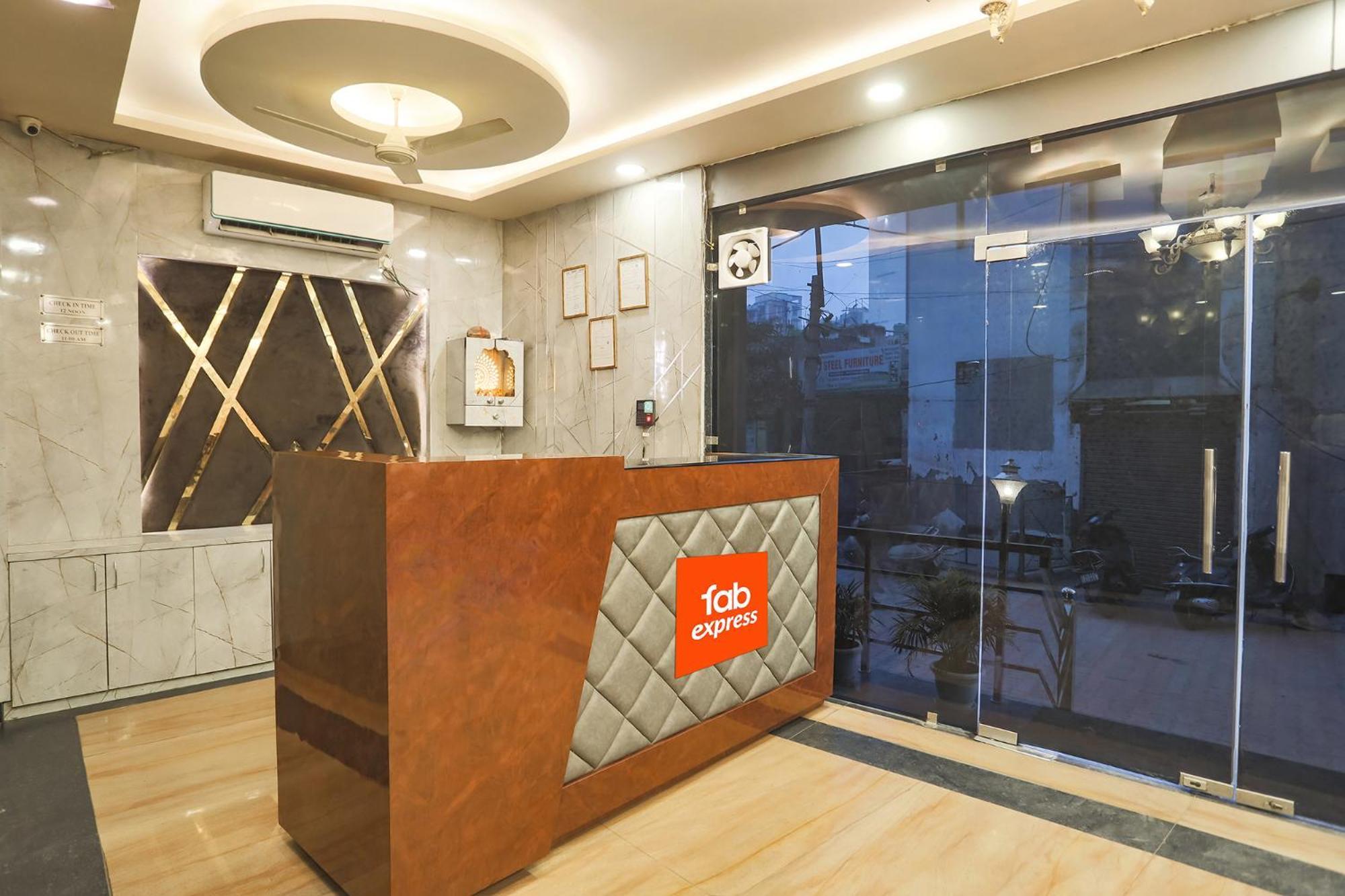 Fabhotel The Diamond Ghaziabad Buitenkant foto